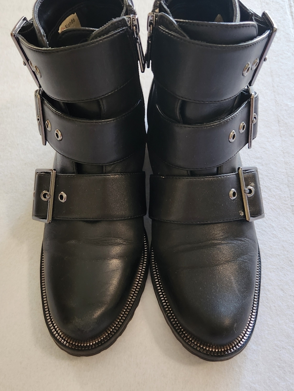 Blondo Leather Waterproof Black Buckle Strap Ankle Boots Women Size 7 - Picture 4 of 9